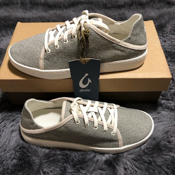 OluKai Shoes - Olukai Womens Pehuea Li Lace up Canvas Sneakers Shoes, Size 7.5, Tapa/White Sand